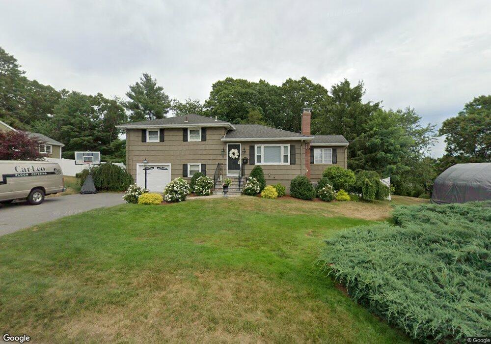 13 Arrowhead Rd, Bellingham, MA 02019 - photo 1