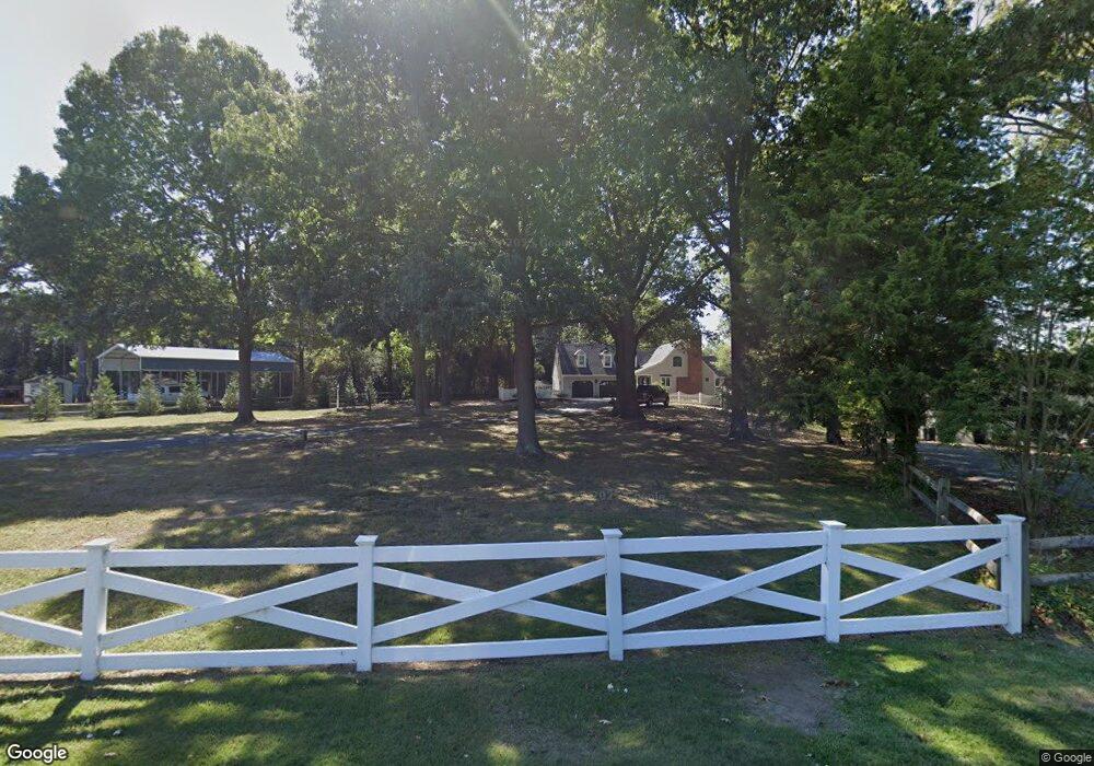 205 Cedar Ave, Colonial Beach, VA 22443 - photo 1