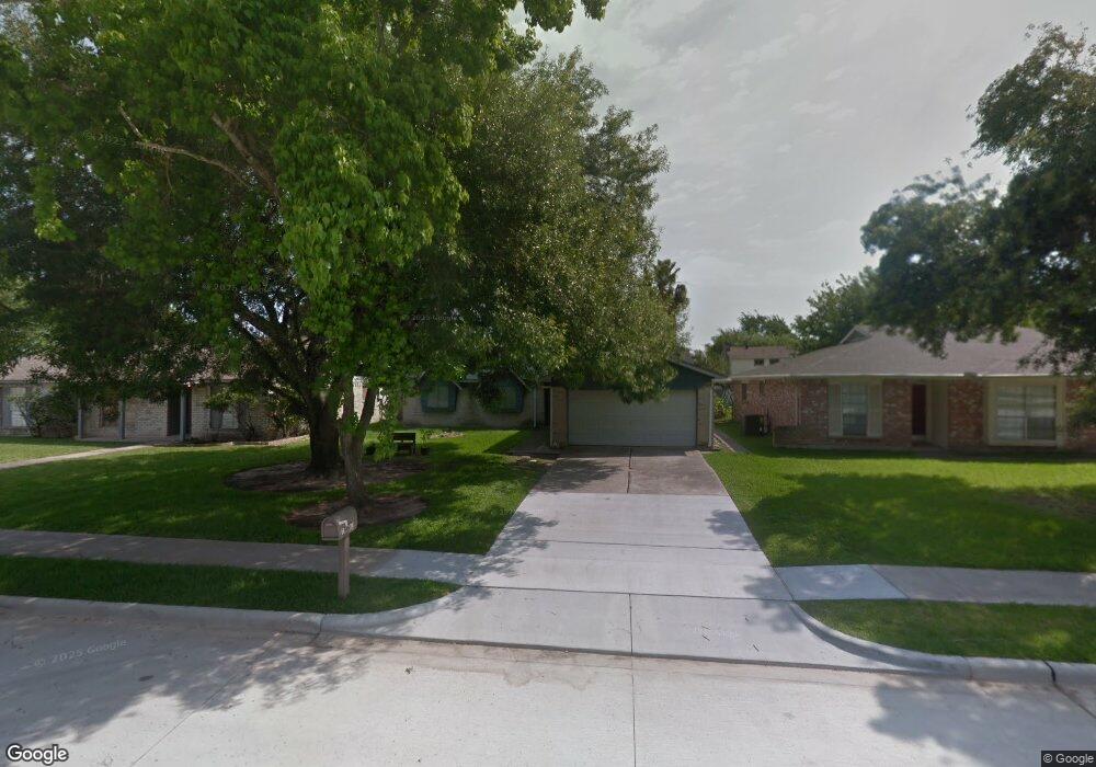 16807 Blackhawk Blvd, Friendswood, TX 77546 - photo 1