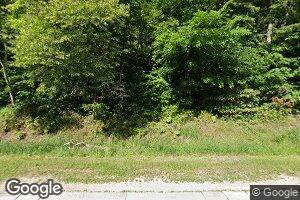 1762 Great River Rd, Lansing, IA 52151