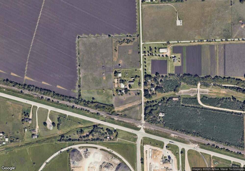 143 Huntington Rd, Rosenberg, TX 77471 - photo 1