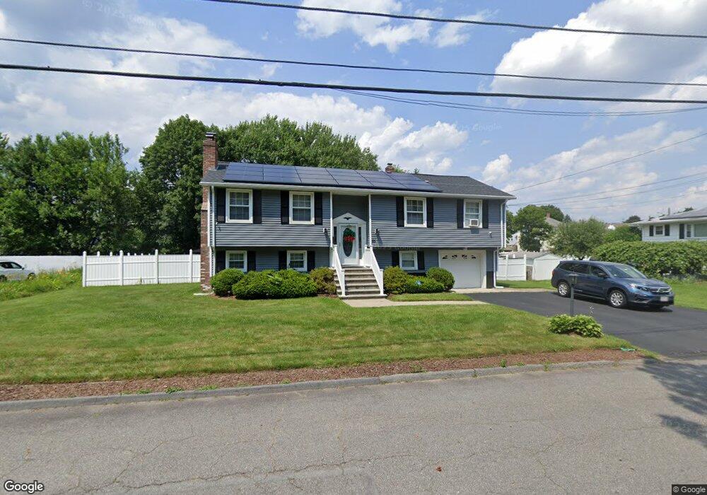 83 Lorenzo Cir, Methuen, MA 01844 - photo 1