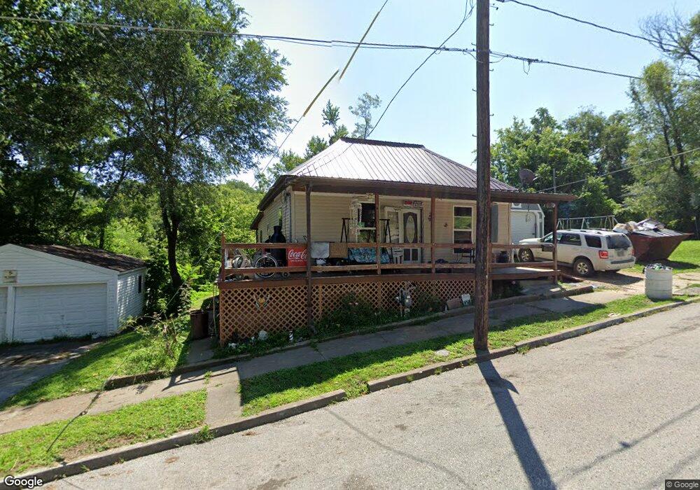 912 Union St, Hannibal, MO 63401 - photo 1