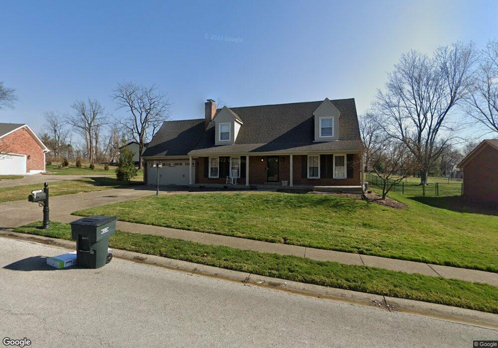 1135 Eastridge Dr, New Albany, IN 47150 - photo 1