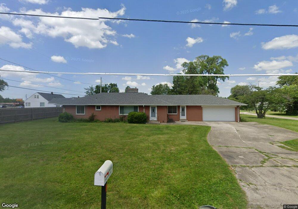1600 W Yale Ave, Muncie, IN 47304 - photo 1