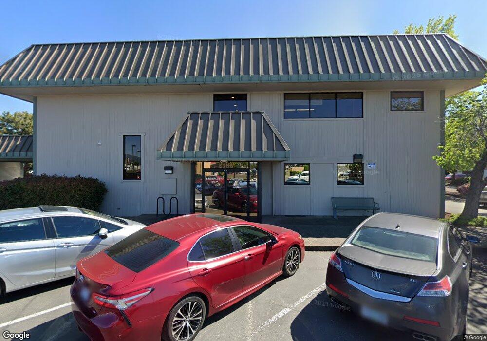 2400 Poplar Dr, Medford, OR 97504 - photo 1