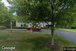 29 Belle Meade St, Grosse Pointe Shores, MI 48236