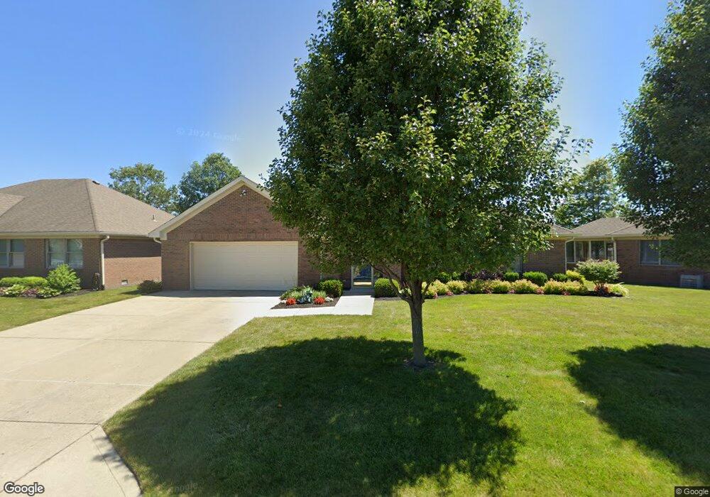 5721 Kensington Way N, Plainfield, IN 46168 - photo 1