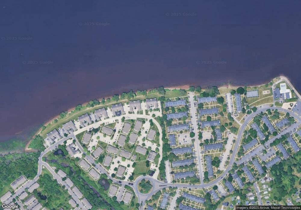 5203 Riverfront Dr unit 5203, Palmyra, NJ 08065 - photo 1