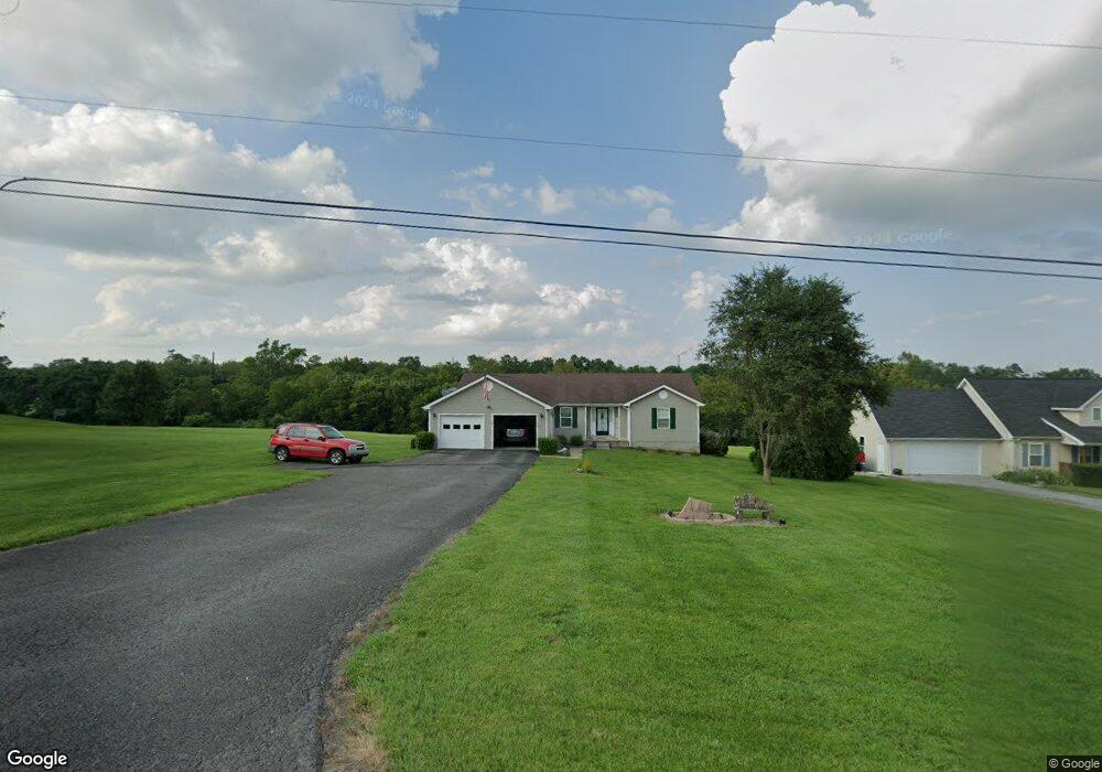 129 Lakeland Dr, Harrodsburg, KY 40330 - photo 1