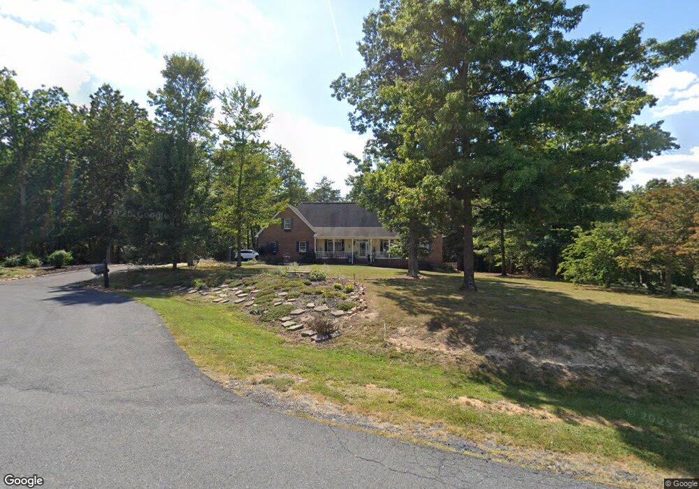 25 Queens Ct, Stuarts Draft, VA 24477 - photo 1