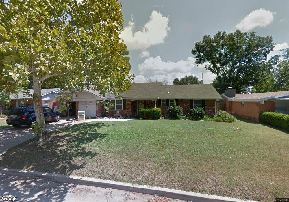 1728 Winchester St, Ardmore, OK 73401 - photo 1