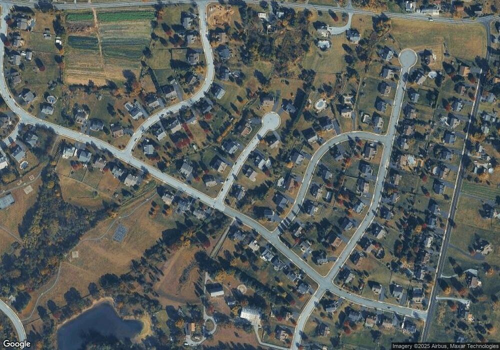 102 Highland Ct, Douglassville, PA 19518 - photo 1