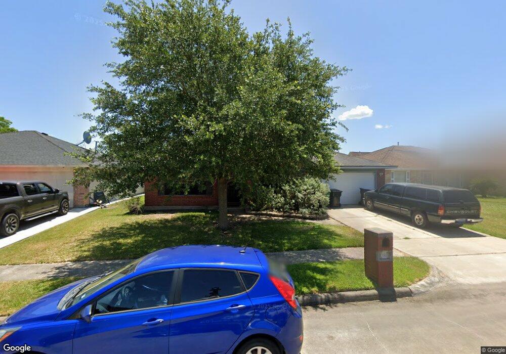 10819 Linden Gate Dr, Houston, TX 77075 - photo 1