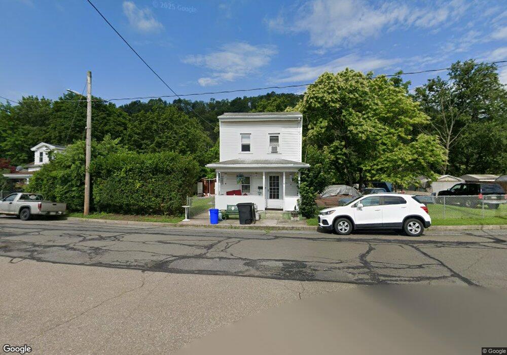 330 N Mill St, Saint Clair, PA 17970 - photo 1