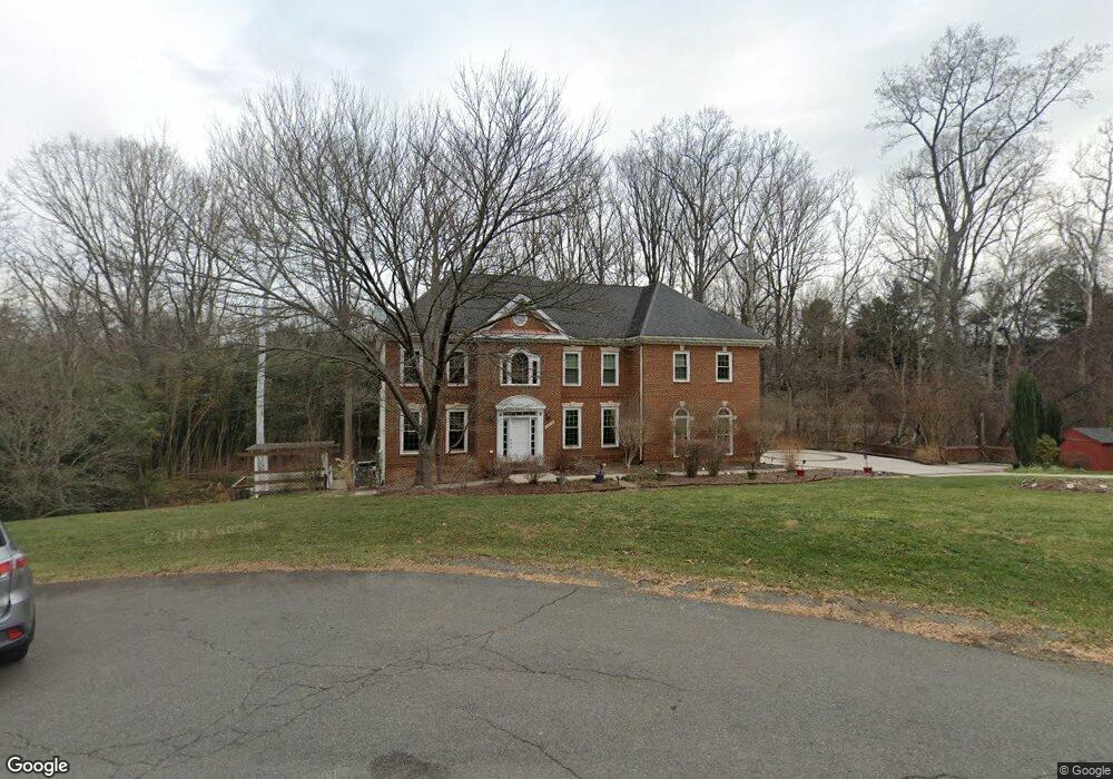 7410 Spencer Ct, McLean, VA 22102 - photo 1