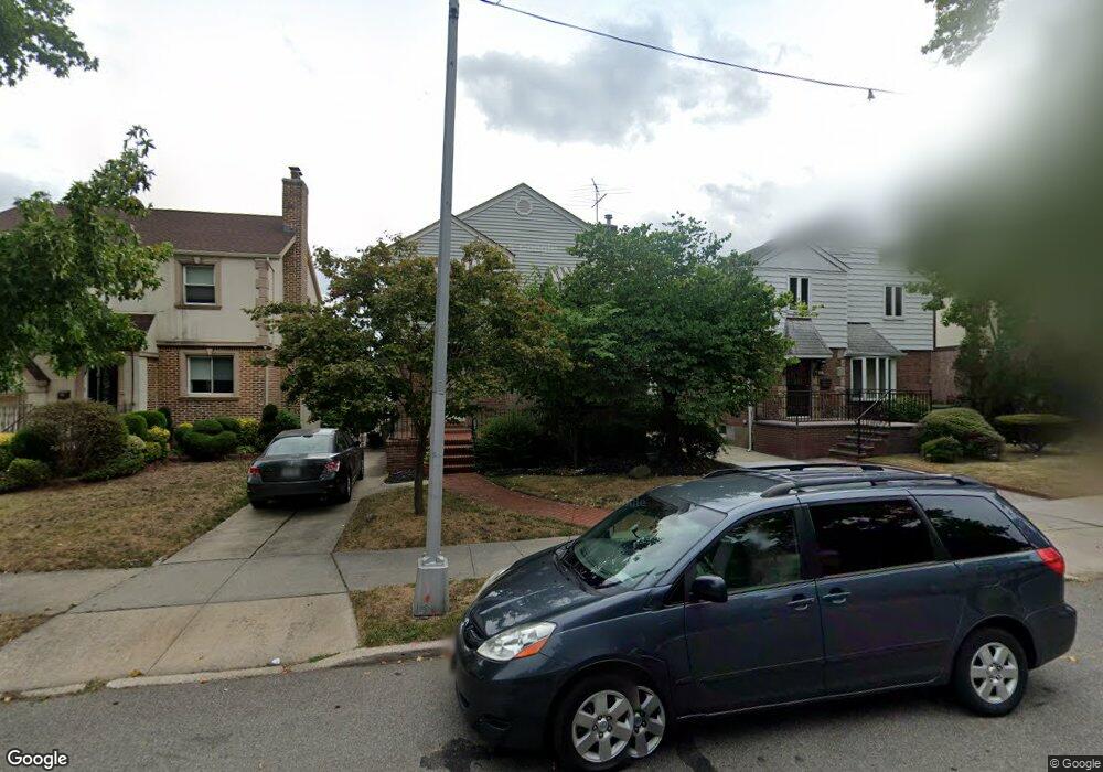 8127 188th St, Hollis, NY 11423 - photo 1