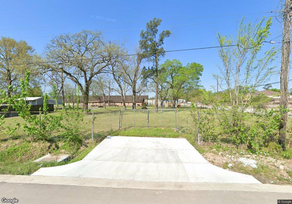 8742 Autumn Ln, Houston, TX 77016 - photo 1