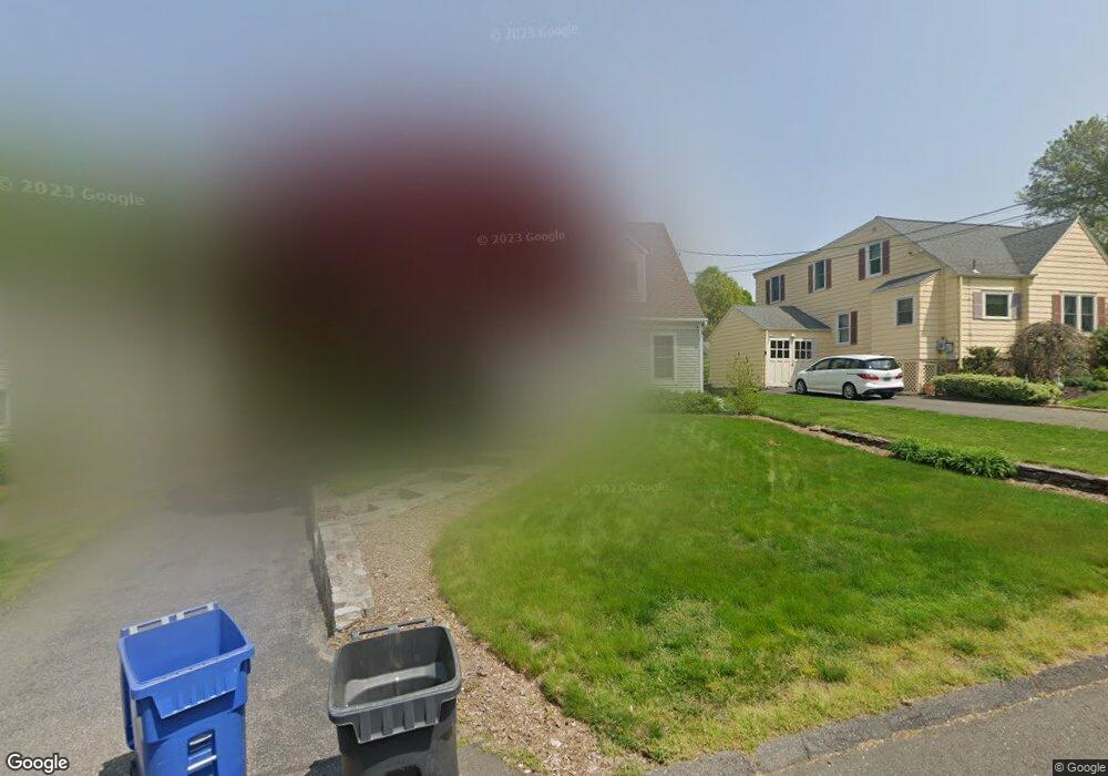 38 Pondview Ave, Trumbull, CT 06611 - photo 1