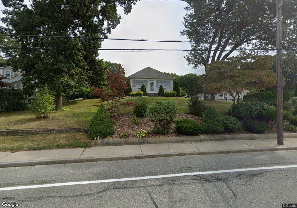 87 Simmonsville Ave, Johnston, RI 02919 - photo 1