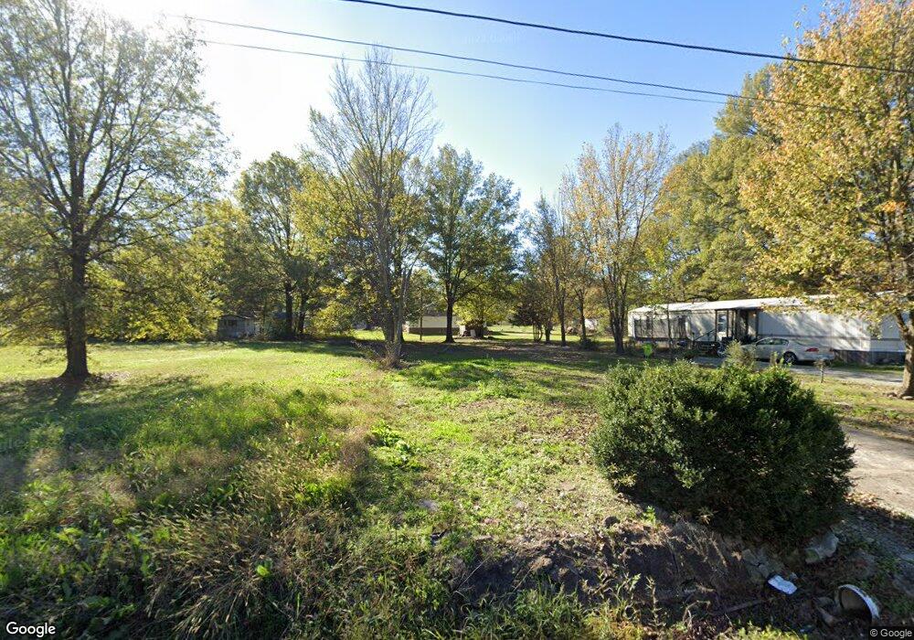 1214 E Cleveland St, Stuttgart, AR 72160 - photo 1