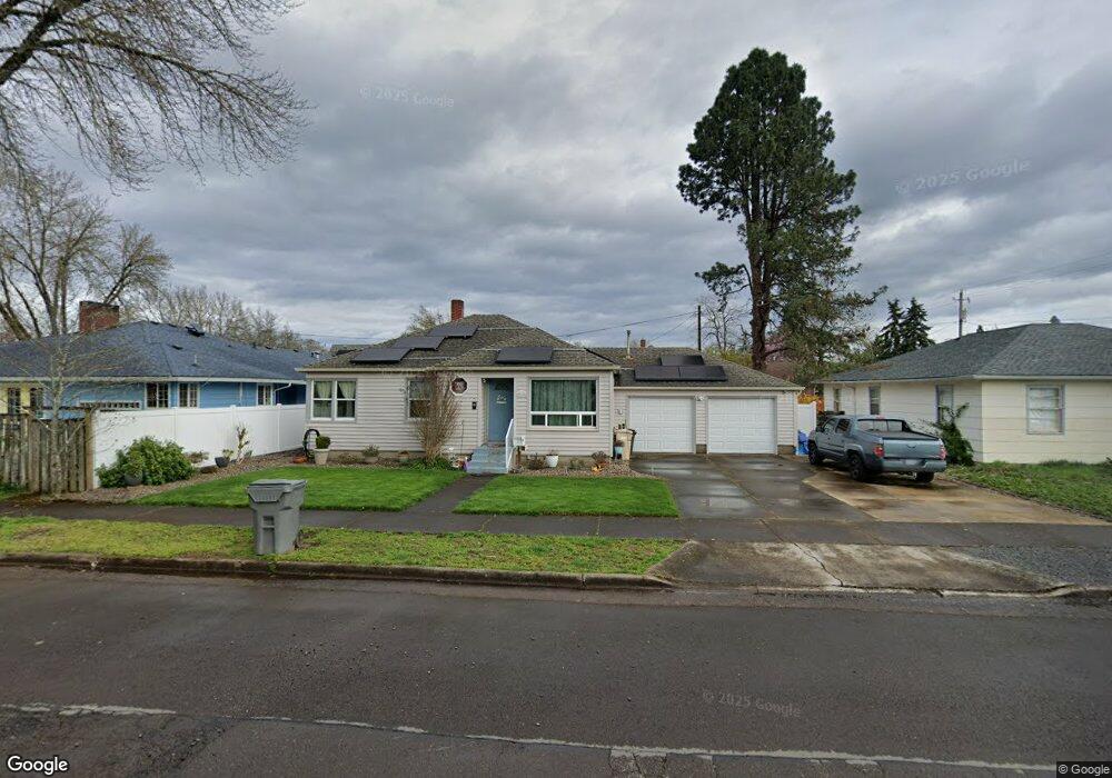 719 11th Ave SW, Albany, OR 97321 - photo 1