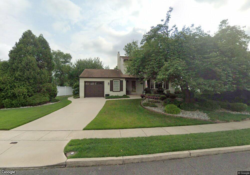 585 Sherrington Ln, Runnemede, NJ 08078 - photo 1