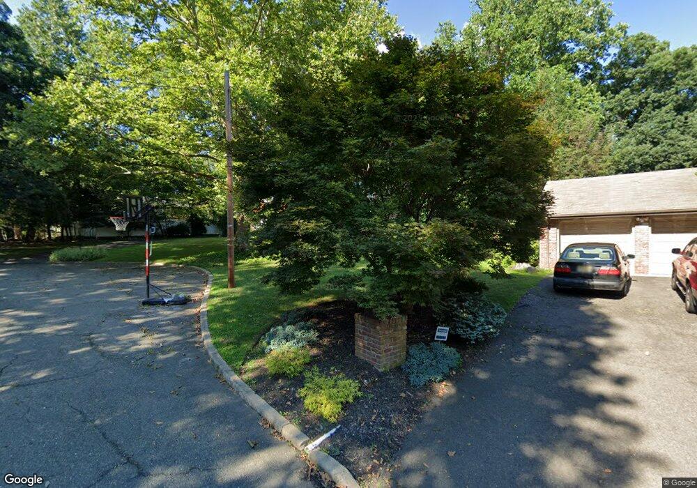 22 Cressfield Ct, Woodcliff Lake, NJ 07677 - photo 1