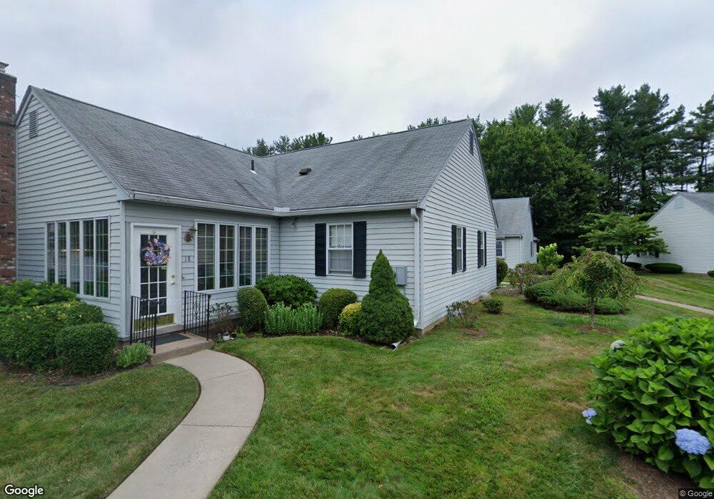 18 Strathmore Ln, Suffield, CT 06078 - photo 1