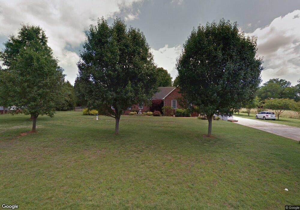 1402 Stonebriar Ln, Clover, SC 29710 - photo 1