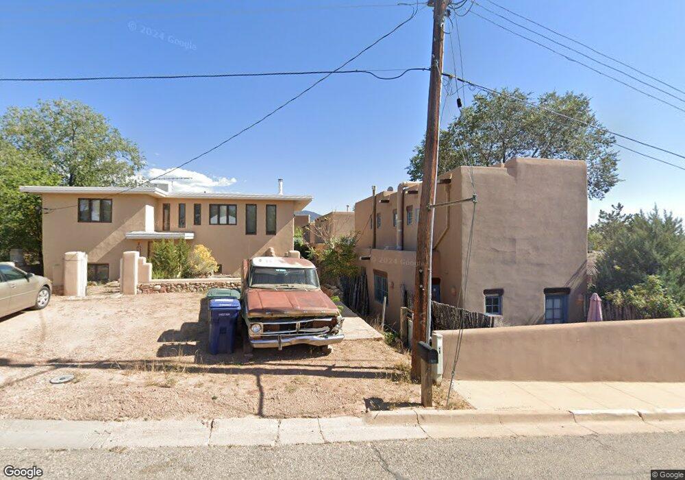 609 Pinon Dr unit C, Santa Fe, NM 87501 - photo 1