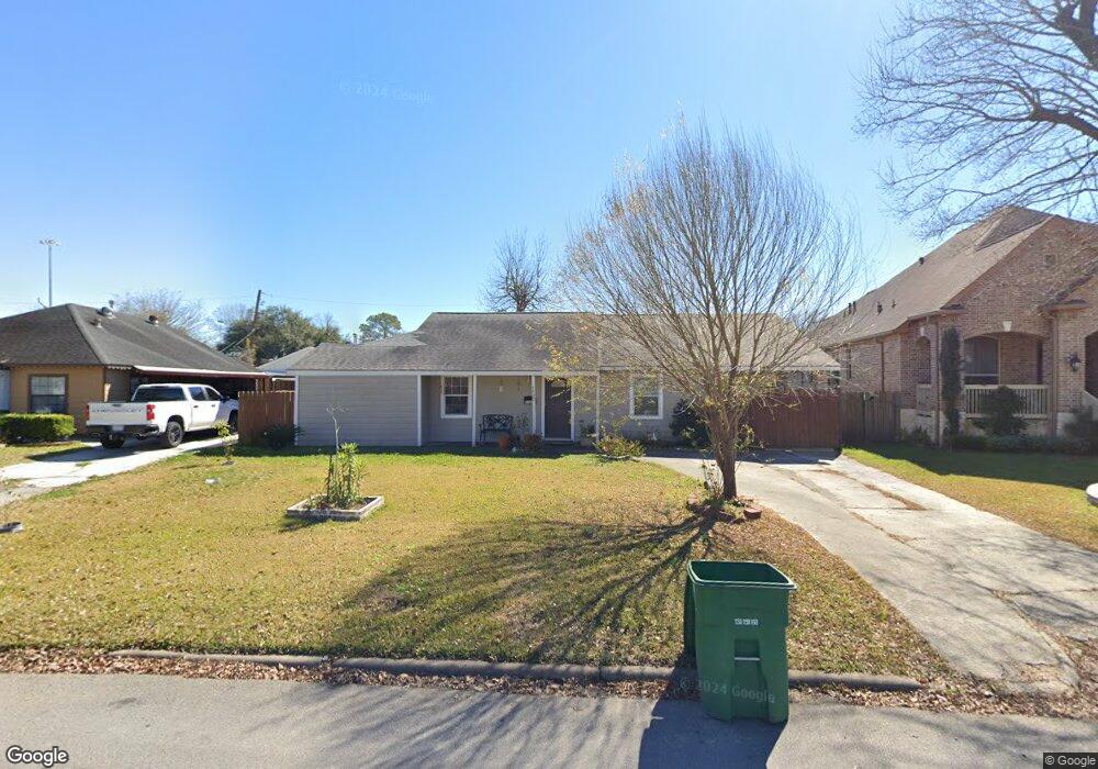 7722 Linda St, Houston, TX 77087 - photo 1