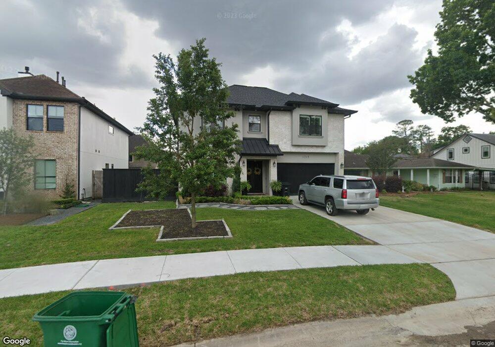 1215 Chamboard Ln, Houston, TX 77018 - photo 1