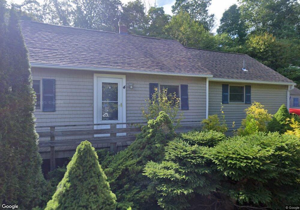 4 Becker Cir, Gloucester, MA 01930 - photo 1