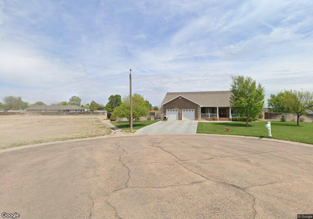 402 Jayhawk Ct, Hugoton, KS 67951 - photo 1