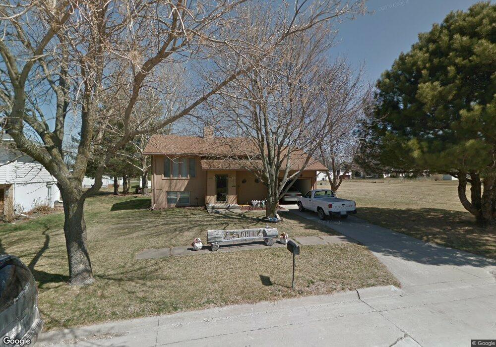 1007 Peppertree Dr, Shenandoah, IA 51601 - photo 1