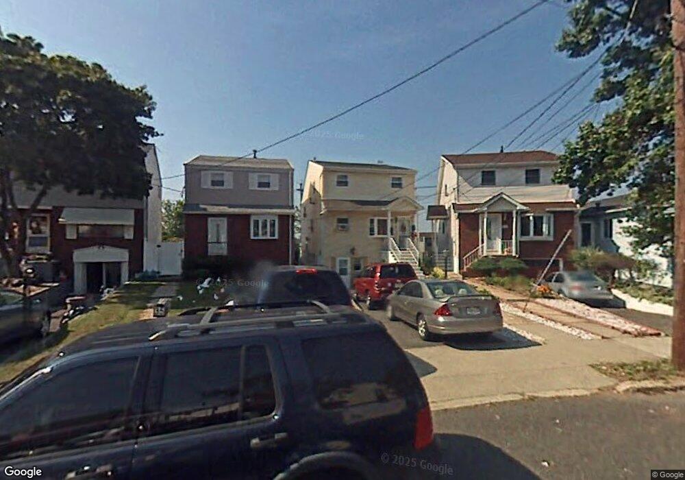 37 Suburbia Ct, Jersey City, NJ 07305 - photo 1