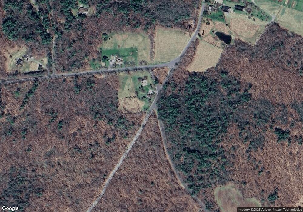 370 Lovers Ln, Norfolk Historic District, CT 06058 - photo 1