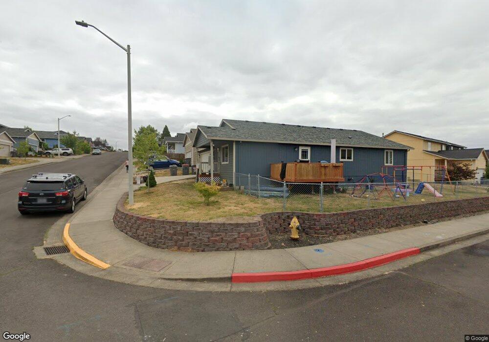 1013 E 11th St, Lafayette, OR 97127 - photo 1