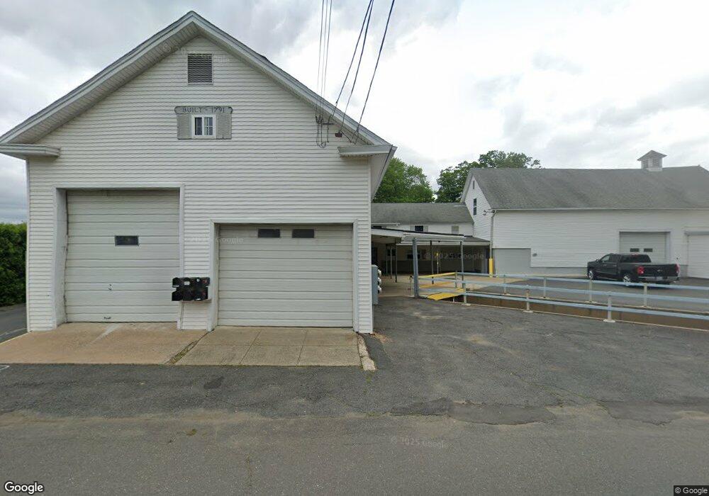 37 S Meadow Rd unit 2, Westfield, MA 01085 - photo 1