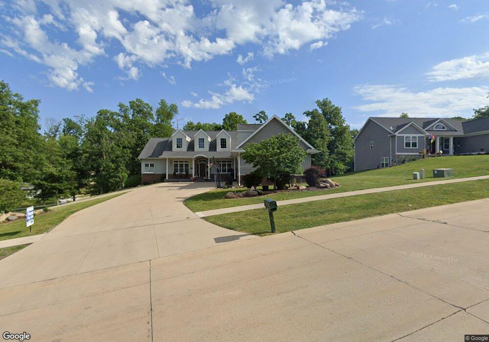 4344 Pioneer Trail SE, Cedar Rapids, IA 52403 - photo 1