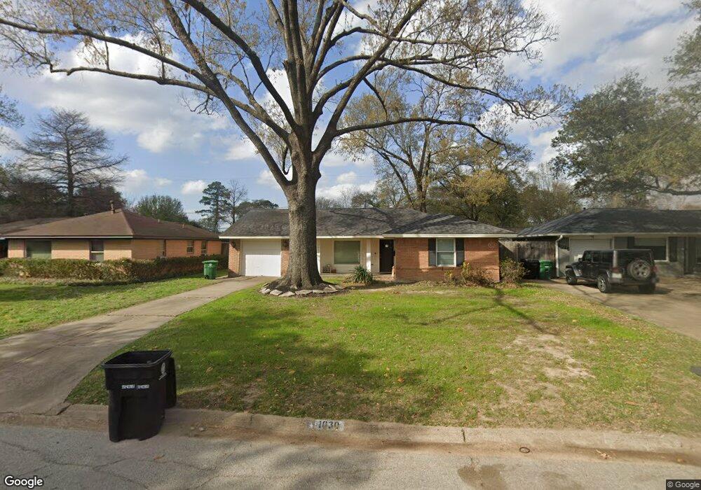 1030 W 30th St, Houston, TX 77018 - photo 1