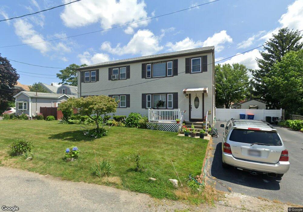 87 Taylor St unit 2, South Dartmouth, MA 02748 - photo 1