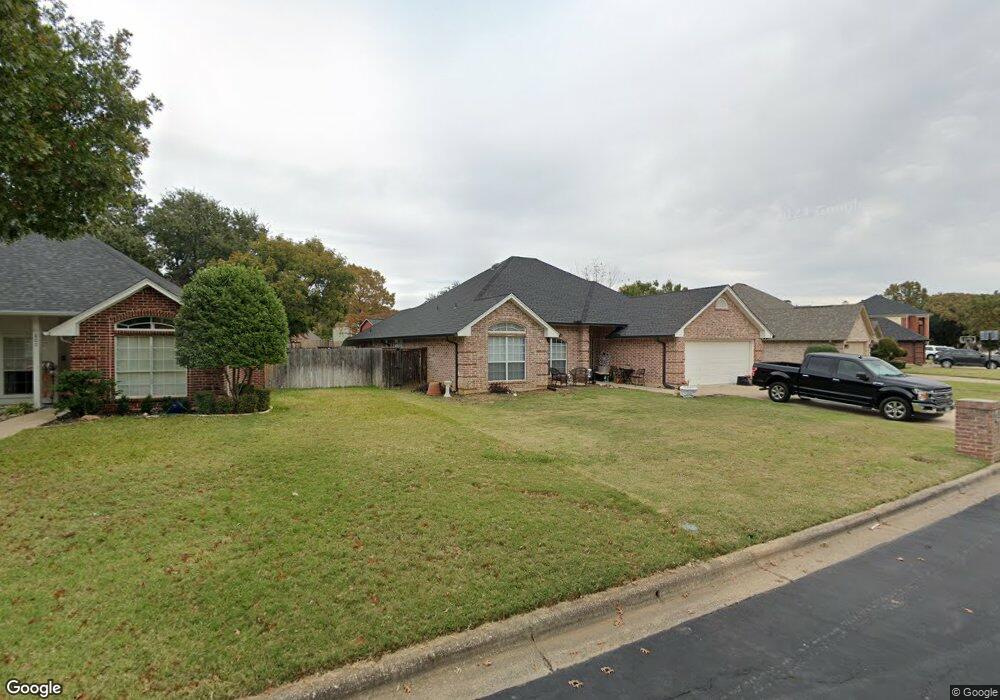 716 Crystal Ln, Hurst, TX 76054 - photo 1