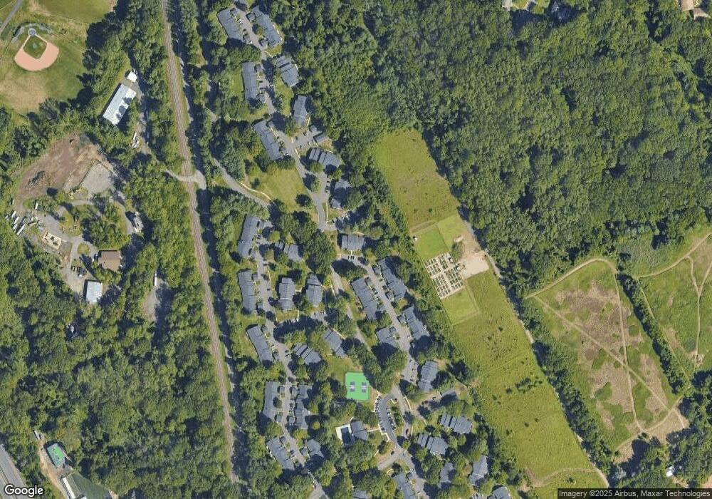 90 Quince Ct unit 261, Red Bank, NJ 07701 - photo 1