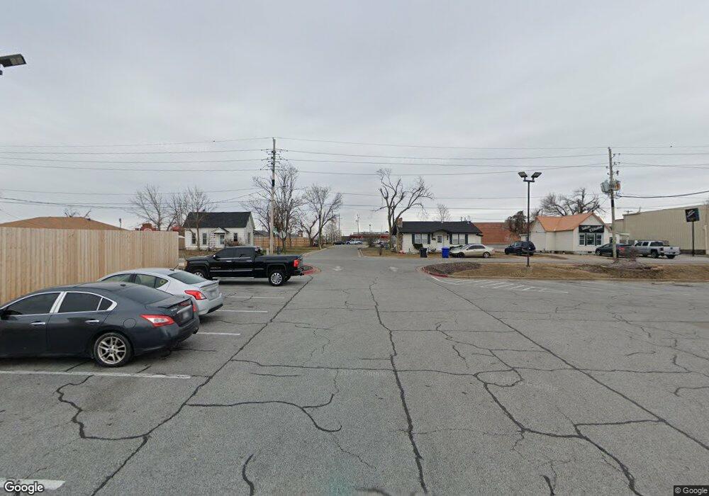 914 W Chestnut St, Rogers, AR 72756 - photo 1