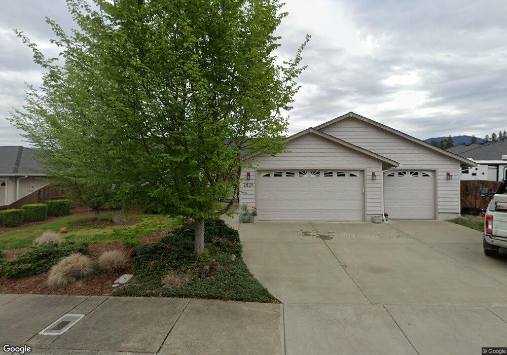 2025 Colorado Ln, Grants Pass, OR 97527 - photo 1