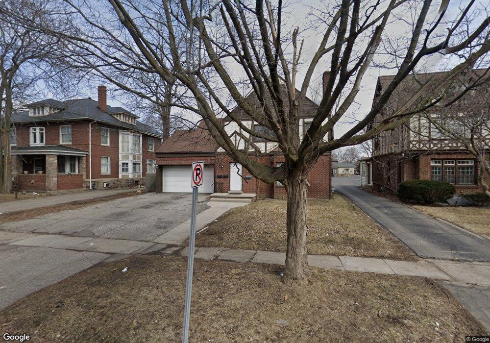 721 East St, Flint, MI 48503 - photo 1