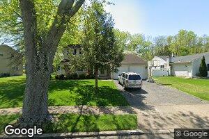 203 Swedes Run Dr, Delran, NJ 08075