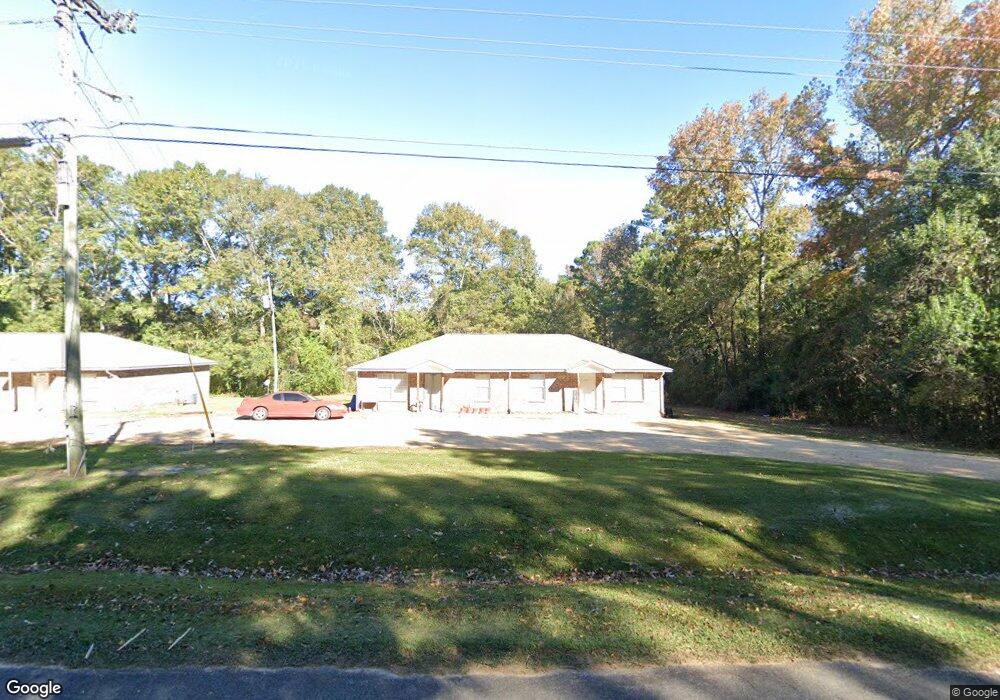 2045 & 2047 McComb Holmesville Rd, McComb, MS 39648 - photo 1